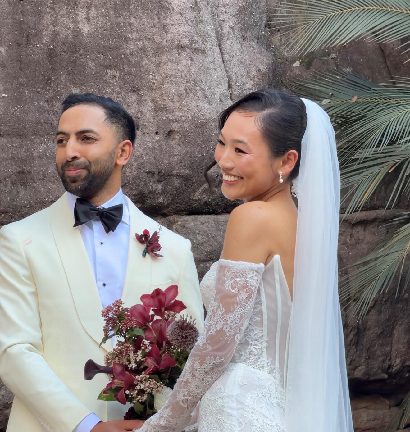 Couples ceremony on wedding day